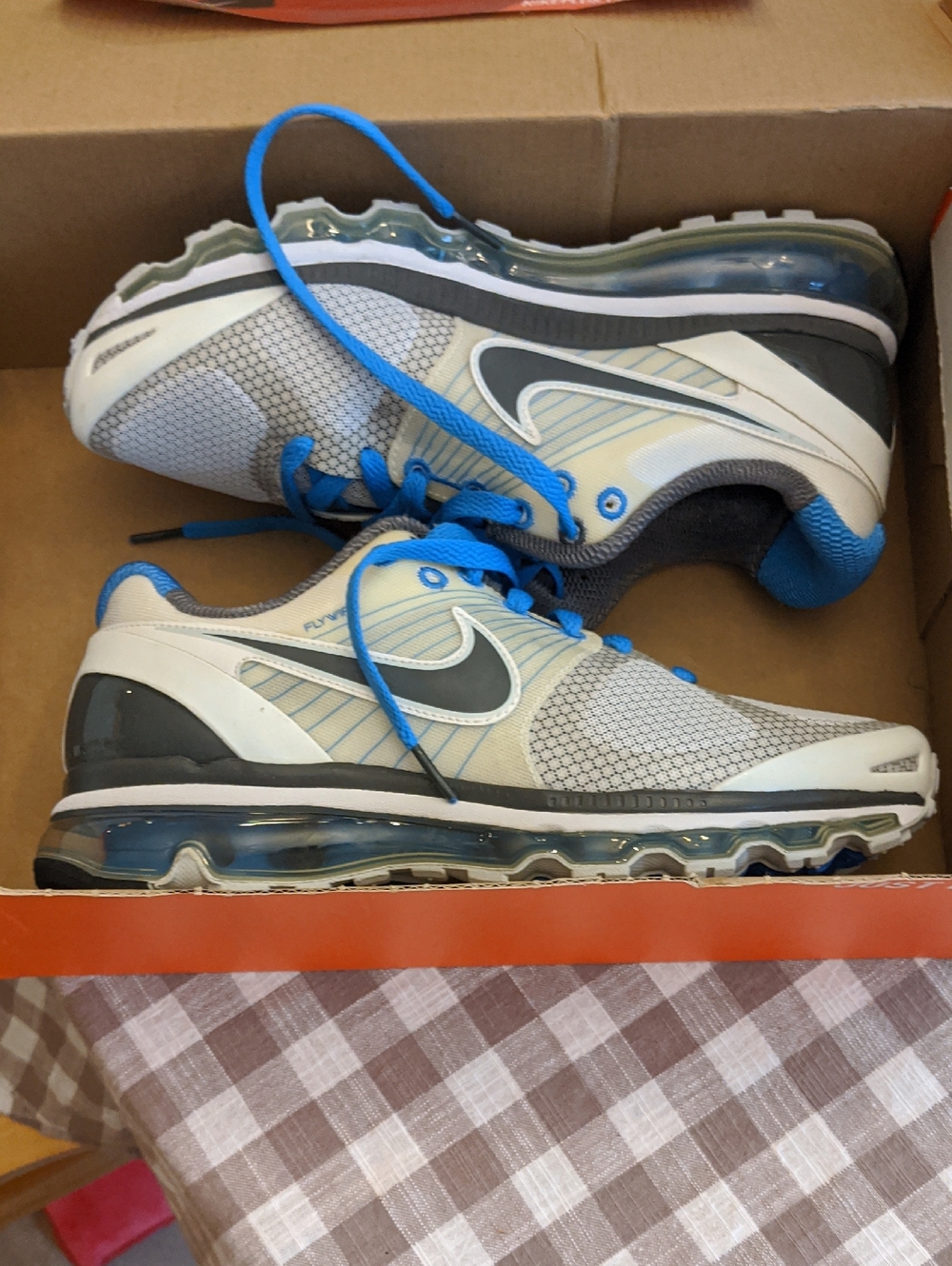 Nike Air Max + 2010 White-Dark Grey-Blue Womens Sz 8 [386374-104] Unworn In Box